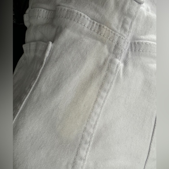 White Distressed Jeans – Stretch Fit, Ripped Style | Must-Have Statement Denim - Picture 7 of 7